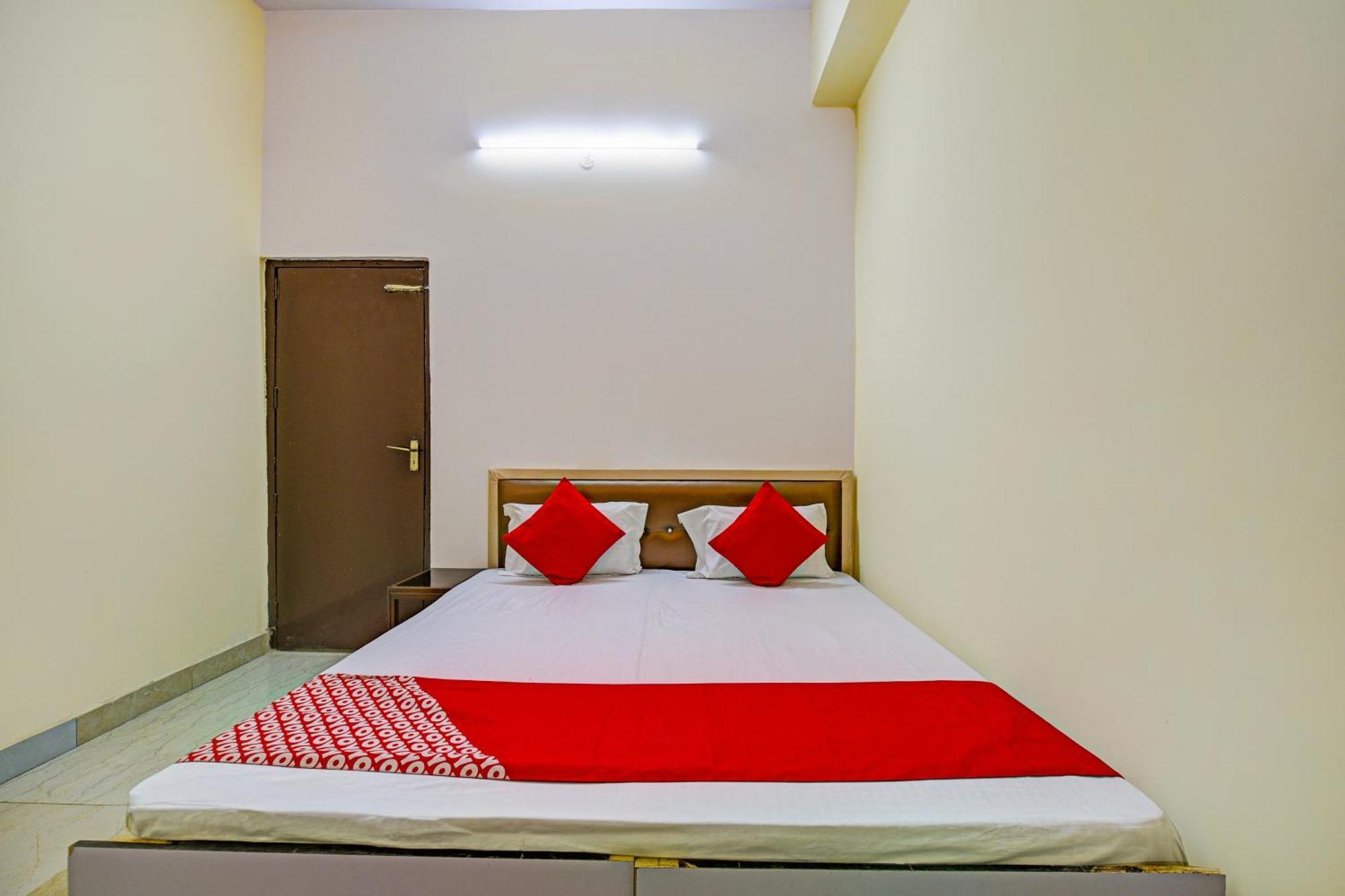 Hotel O Aj Star Hotel ฟารีดาบัด ภายนอก รูปภาพ